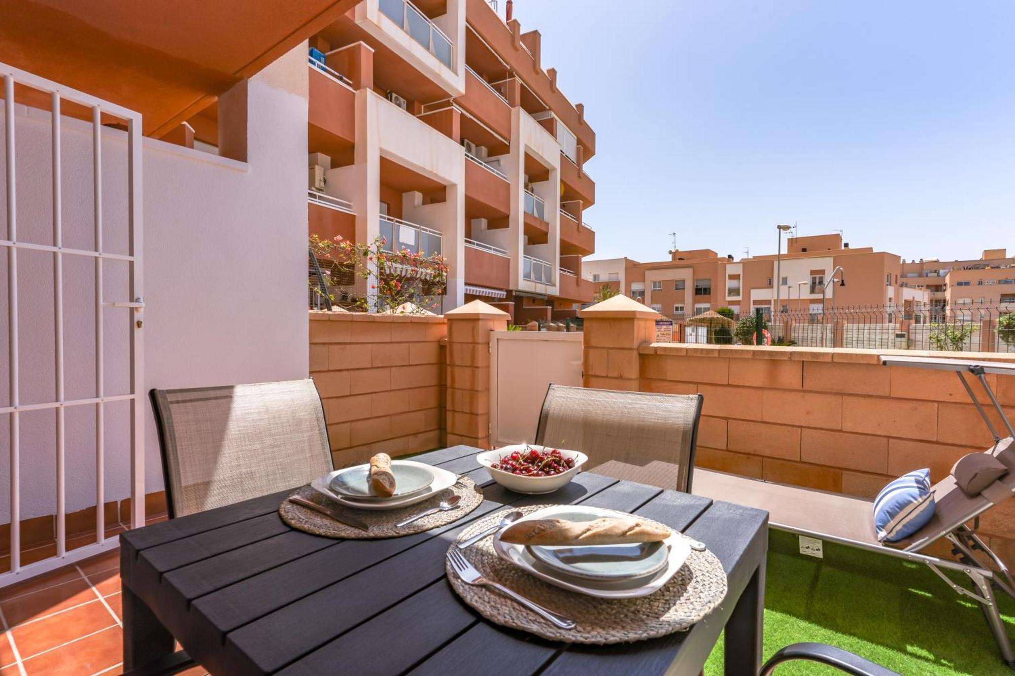 Mediterraneo Studio R&R Roquetas de Mar Ngoại thất bức ảnh