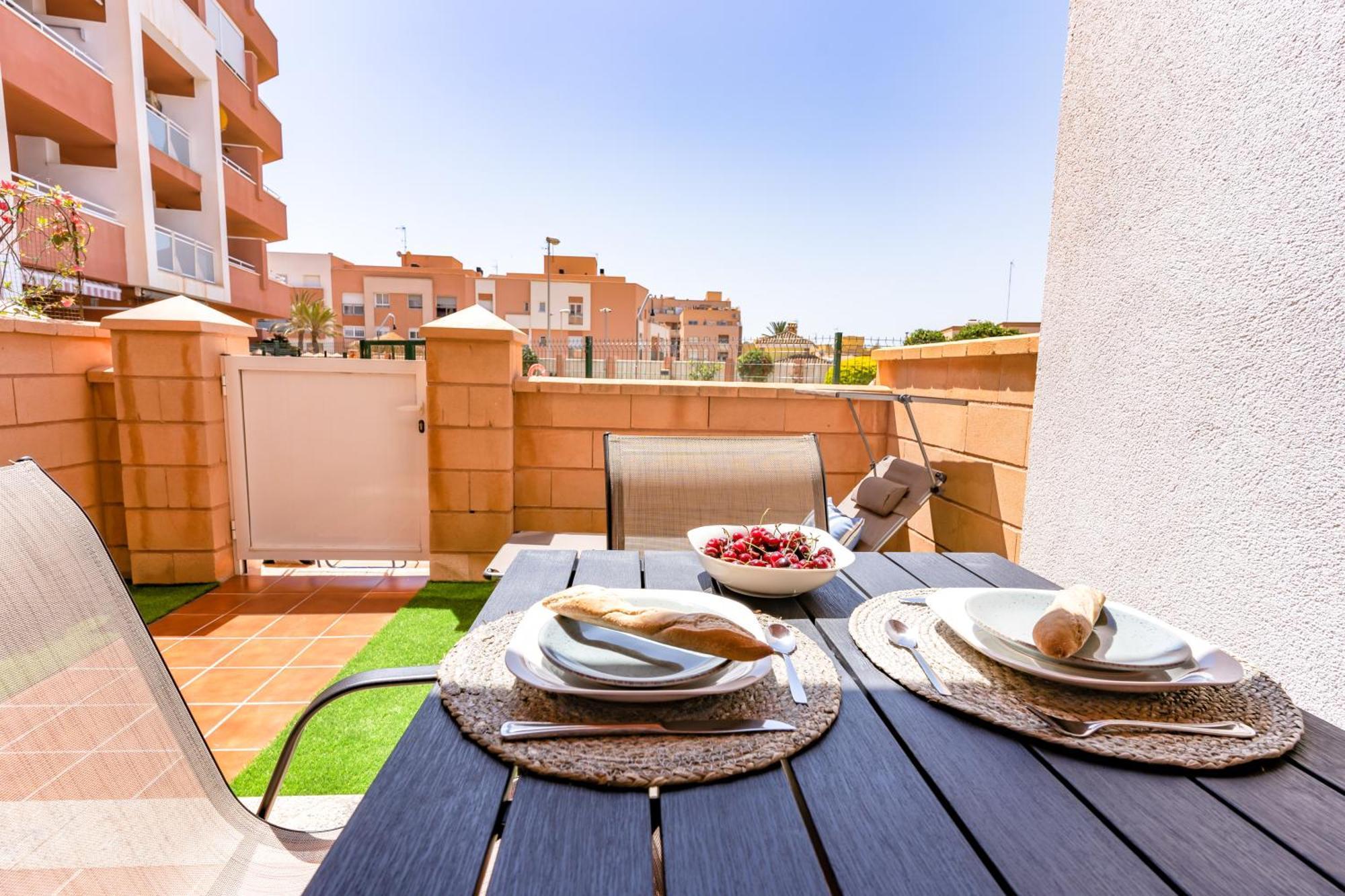 Mediterraneo Studio R&R Roquetas de Mar Ngoại thất bức ảnh